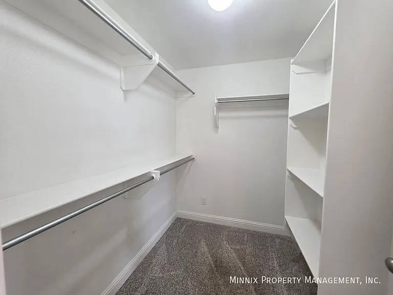 9411 Sagebrush Ave — Photo 11