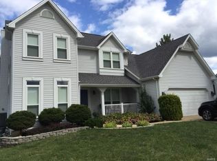 960 Cottontail Ln, Saint Charles, MO 63303