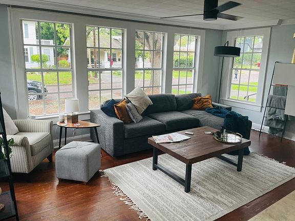 5th image of 2912 W Sitios St #1