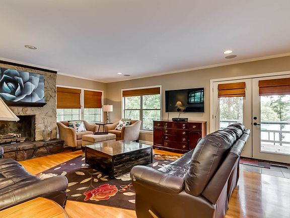 4th image of 16537 Binion Creek Hts