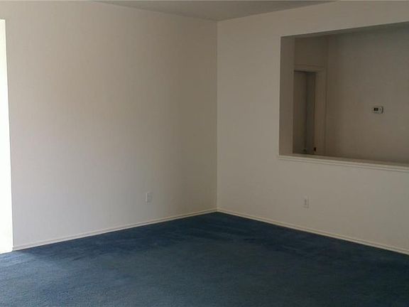 4th image of 3504 Sandy Brook Dr