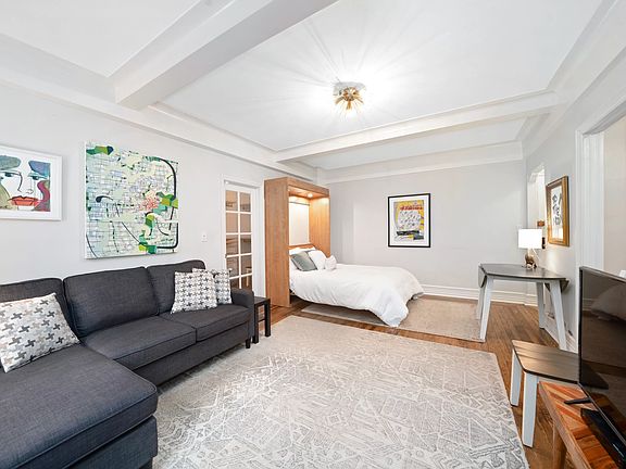 3rd image of 235 E 22nd St APT 6U