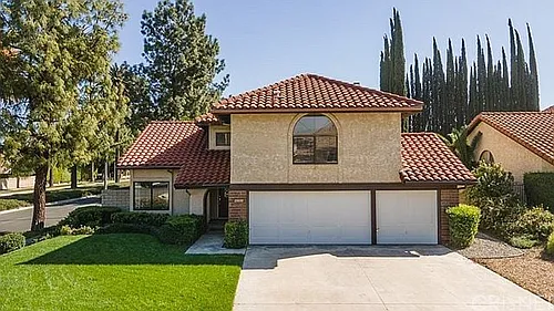 23660 Arminta St Photo 1