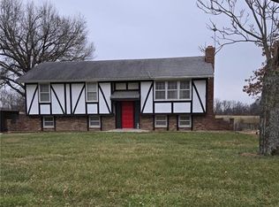 3855 County Rd #17402, Archie, MO 64725