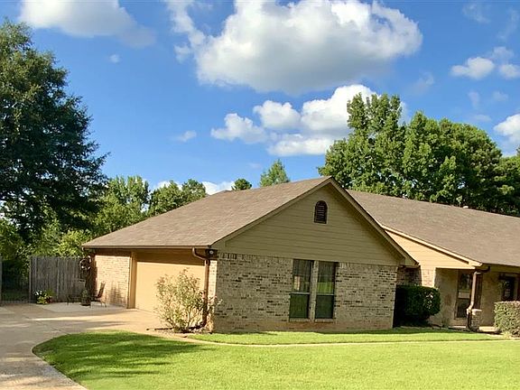 4th image of 3503 Cedar Dr