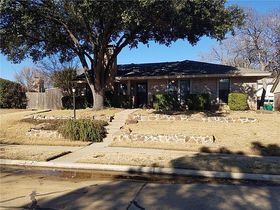 2nd image of 761 Holly Oak Dr