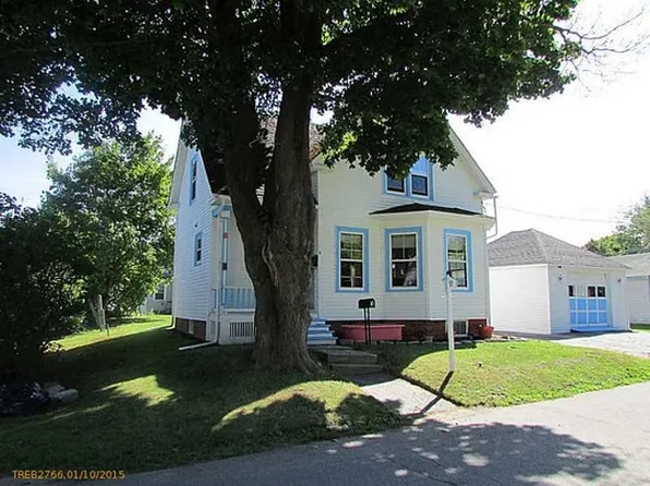 3 Luce Ave, Rockland, ME 04841