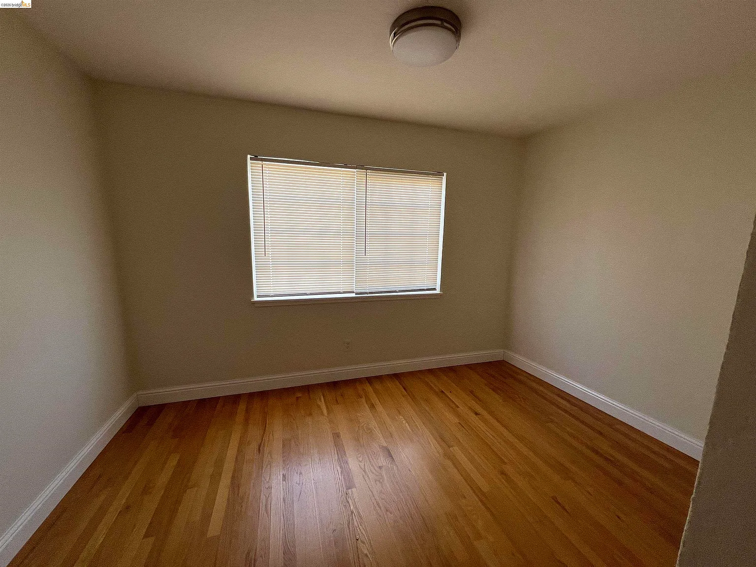 2 bed, 715 sqft, $2,950 — Photo 2