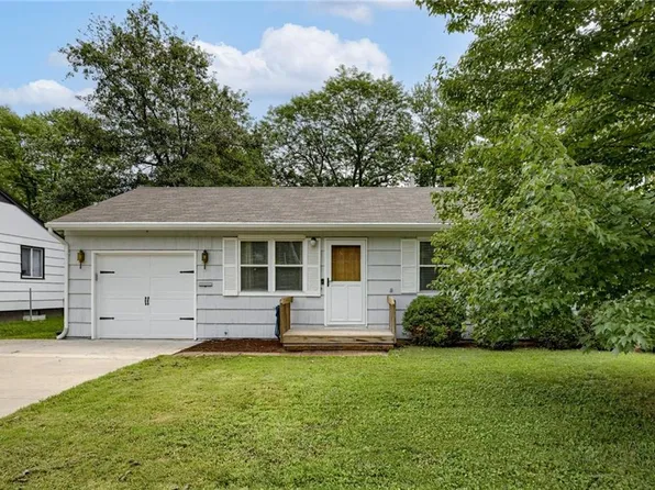 5209 S Norfleet Rd, Independence, MO 64055