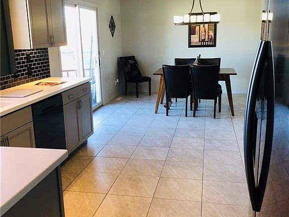 4th image of 3129 Myrtle Dr