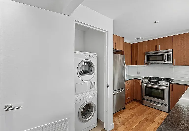 3260 Henry Hudson Pkwy E #5G — Photo 2