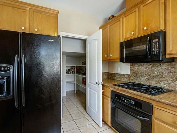 3rd image of 1084 Cotton Wood Ct