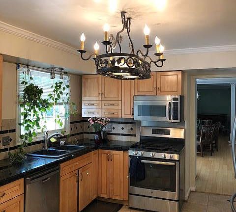 4th image of 9801 Bronte Dr