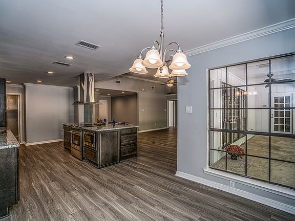 4th image of 908 Weston Ct