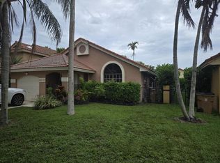 4170 NW 6th St, Deerfield Beach, FL 33442