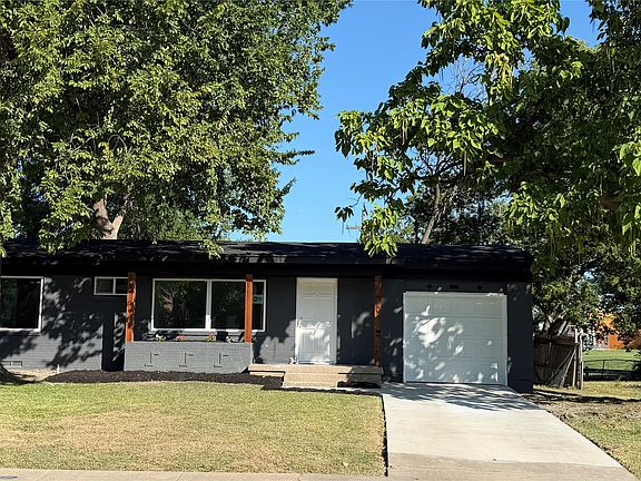 2nd image of 10816 Mandalay Dr