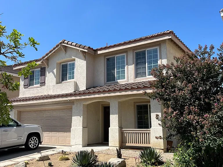 2540 San Saba St — Photo 1