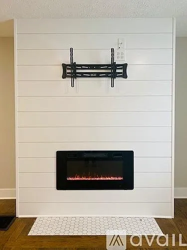 1306 Virginia Ave — Photo 5