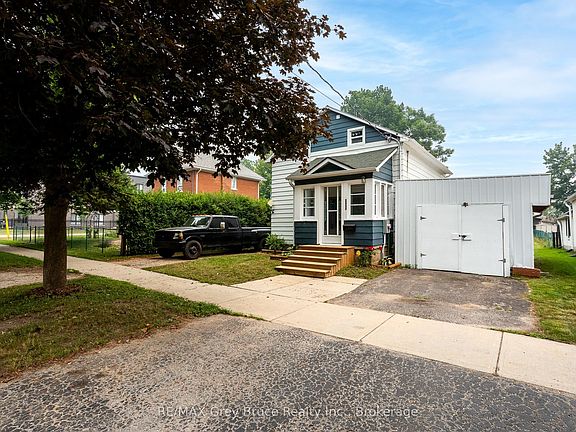 2nd image of 1693 8th Ave E