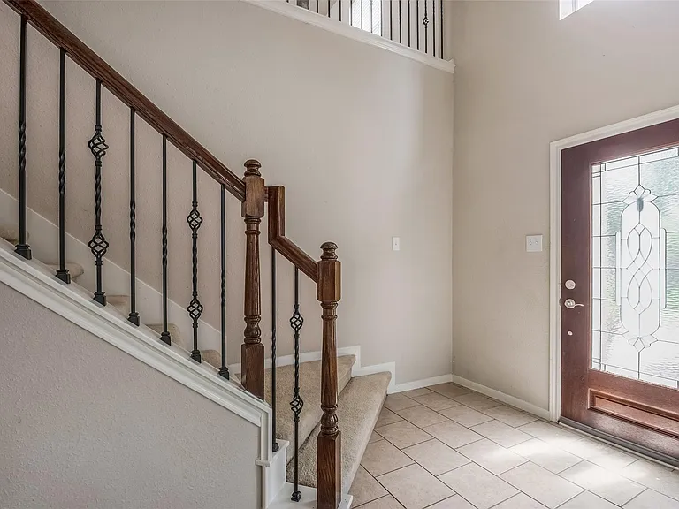75 N Spinning Wheel Cir — Photo 7