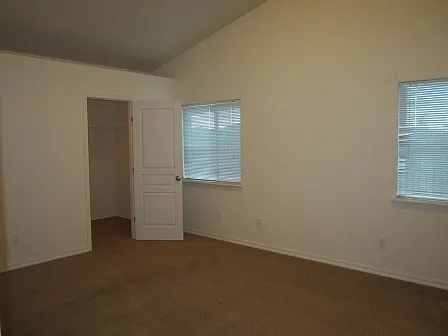 5007 Spirea Dr — Photo 13