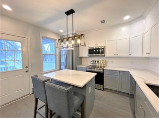 44 Dane St #1S, Somerville, MA 02143