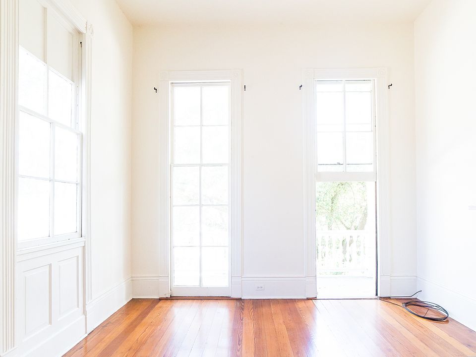 Living Room with Balcony Access