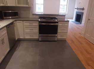 612 S 9th St #2, Philadelphia, PA 19147