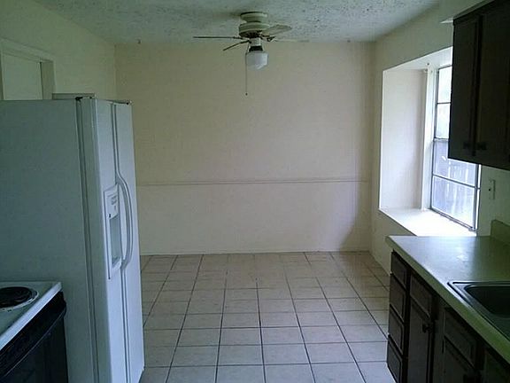 4th image of 6211 S Greenpark Dr