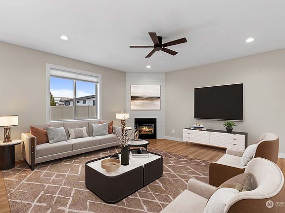 4th image of 2528 Plateau Drive