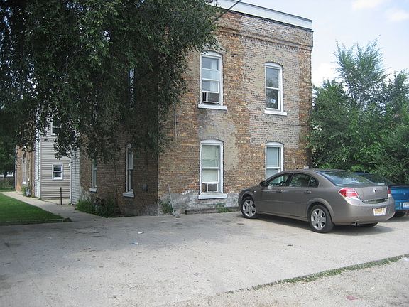 2nd image of 656 N Landau Ave