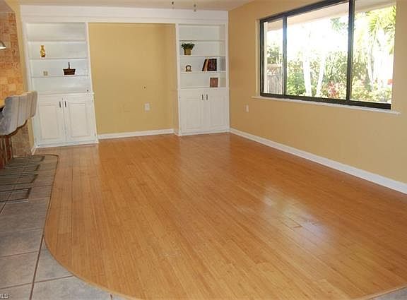 4th image of 140 1st St