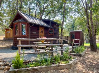 425 Holmstead Rd, Williams, OR 97544