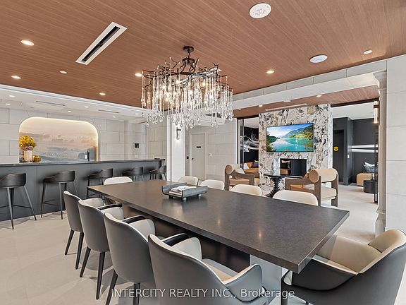 5th image of 2075 King Rd #107