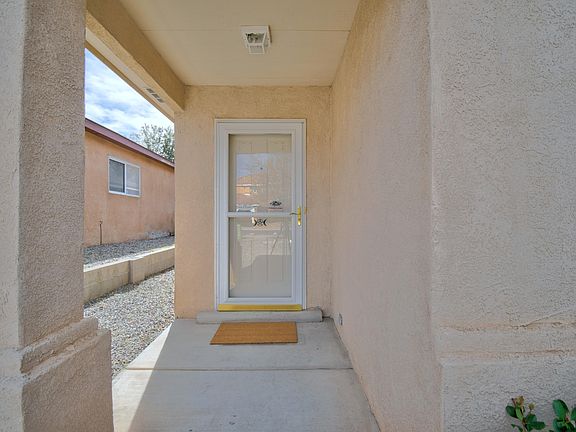 2nd image of 4032 Cresta Park Ave NW