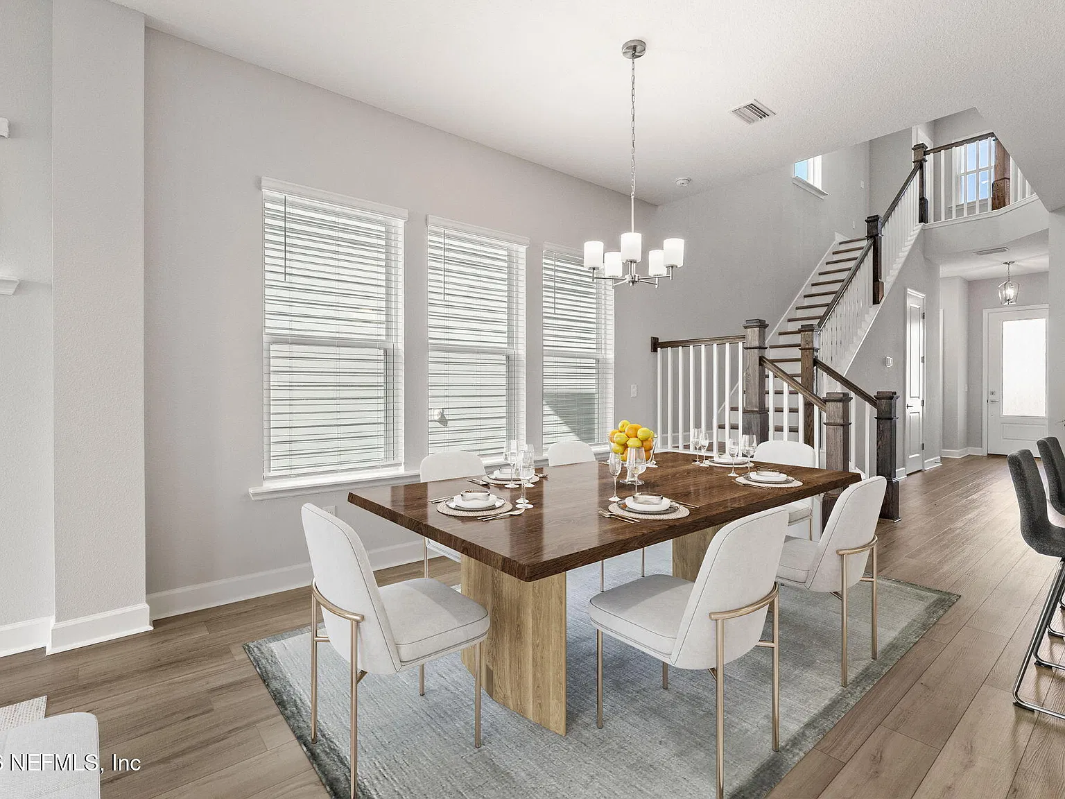 3 bed, 2.5 bath, 2392 sqft, $3,600 — Photo 4