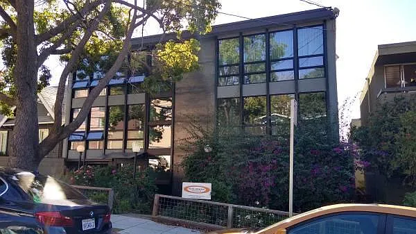 263 Euclid Ave #105