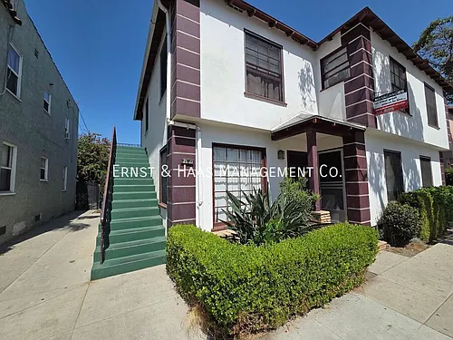 2117 Chestnut Ave #8 Photo 1