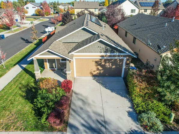 61940 SE Lorrin Pl, Bend, OR 97702