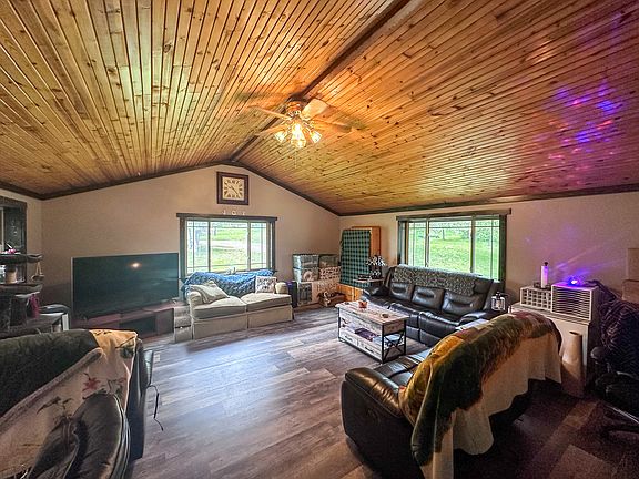 5th image of 3150 Schley Creek Rd
