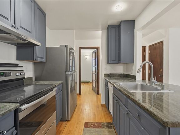 5th image of 17G Village Way #6G