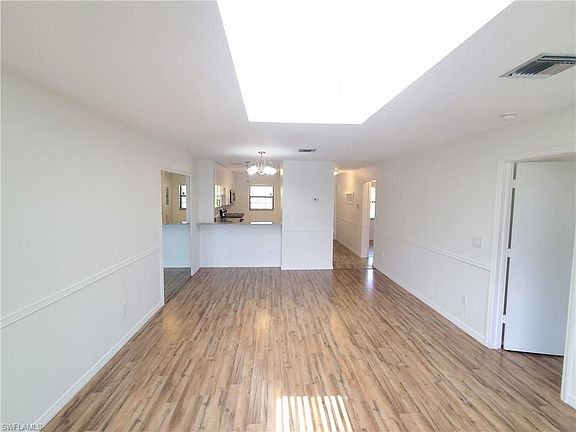 3rd image of 5313 Treetops DR #U202