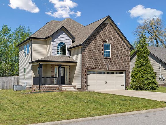 3rd image of 3481 Bradfield Dr