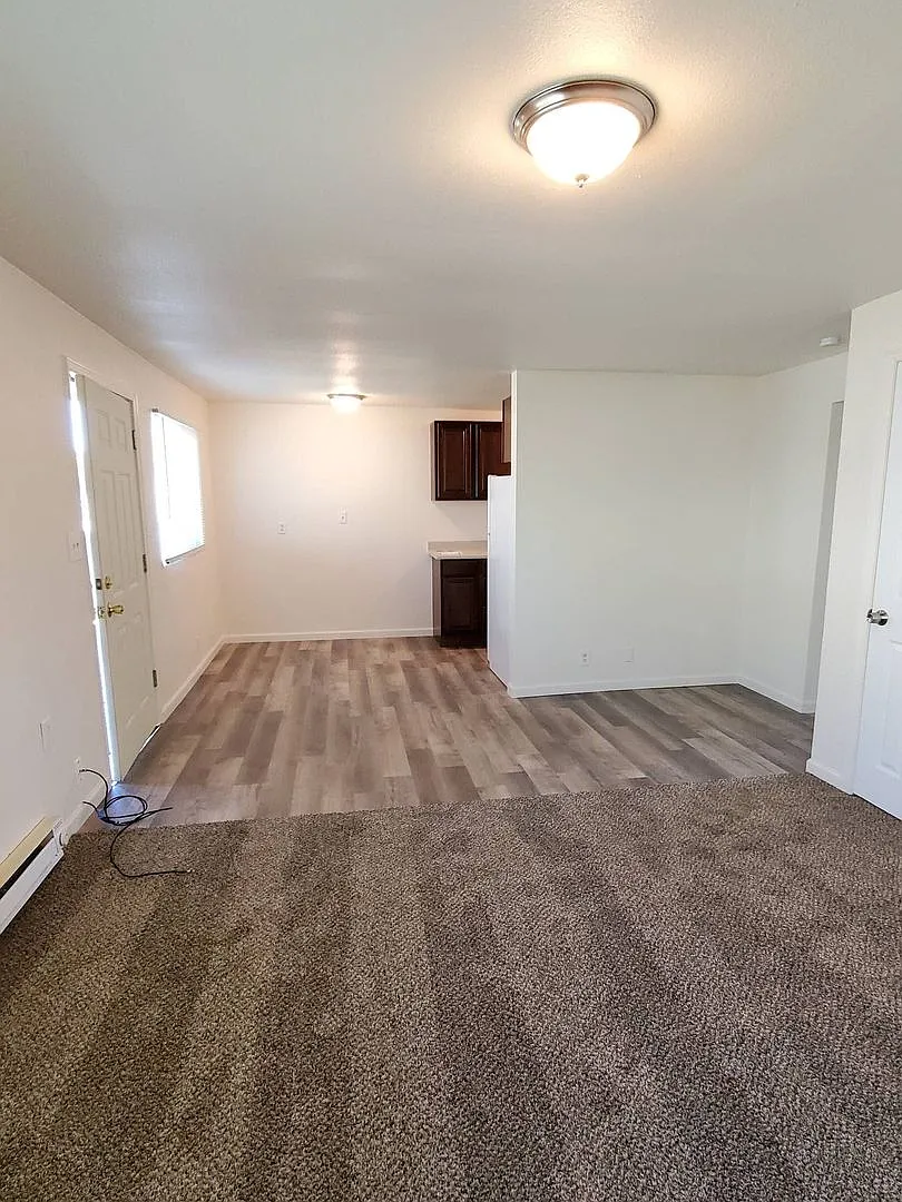 September rent FREE Special with 12-month lease-Two Bedroom Apartment — Photo 3