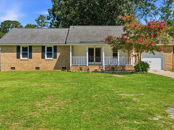 217 Vickie St, Ladson, SC 29456