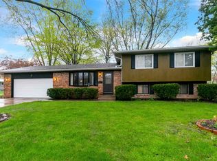 2339 4th St #A, East Moline, IL 61244