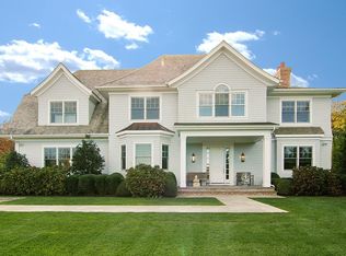 8 Hannas Ct, Southampton, NY 11968