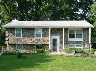 17268 Magic Mountain Dr, Round Hill, VA