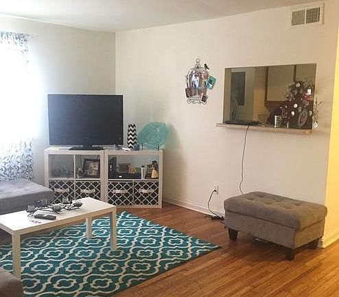 4th image of 1904 Warren Ave APT G