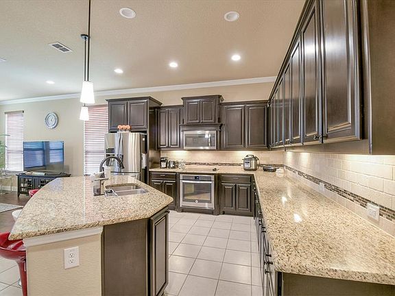5th image of 4704 Gladiola Ct